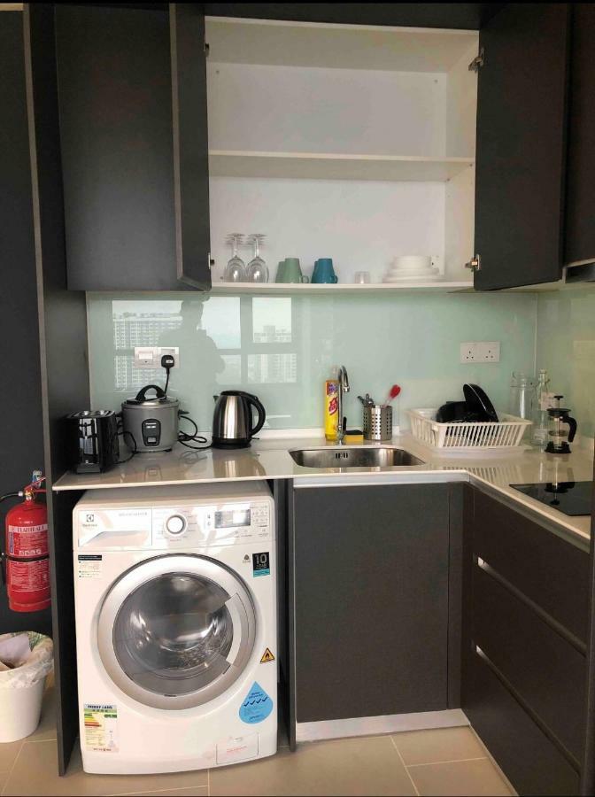 Tamarind Suites Cosy Studio Cyberjaya Bagian luar foto